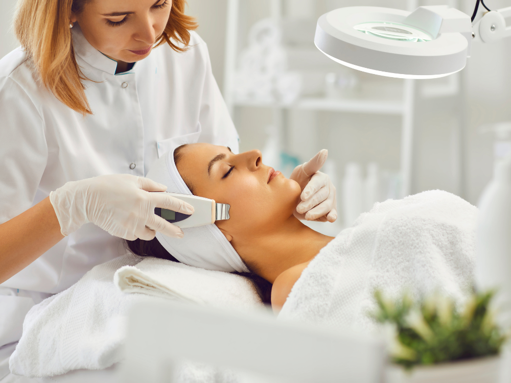 Unveiling the Blissful Comfort: The Art of Relaxation with Facial Chairs
