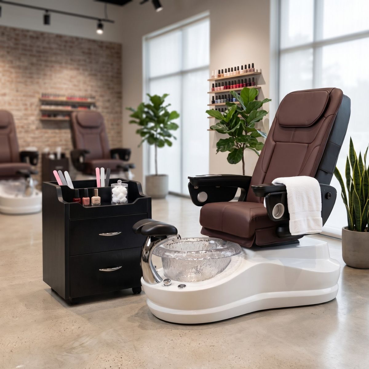 Cleo XO Pedicure Chair with Complimentary KM Cart