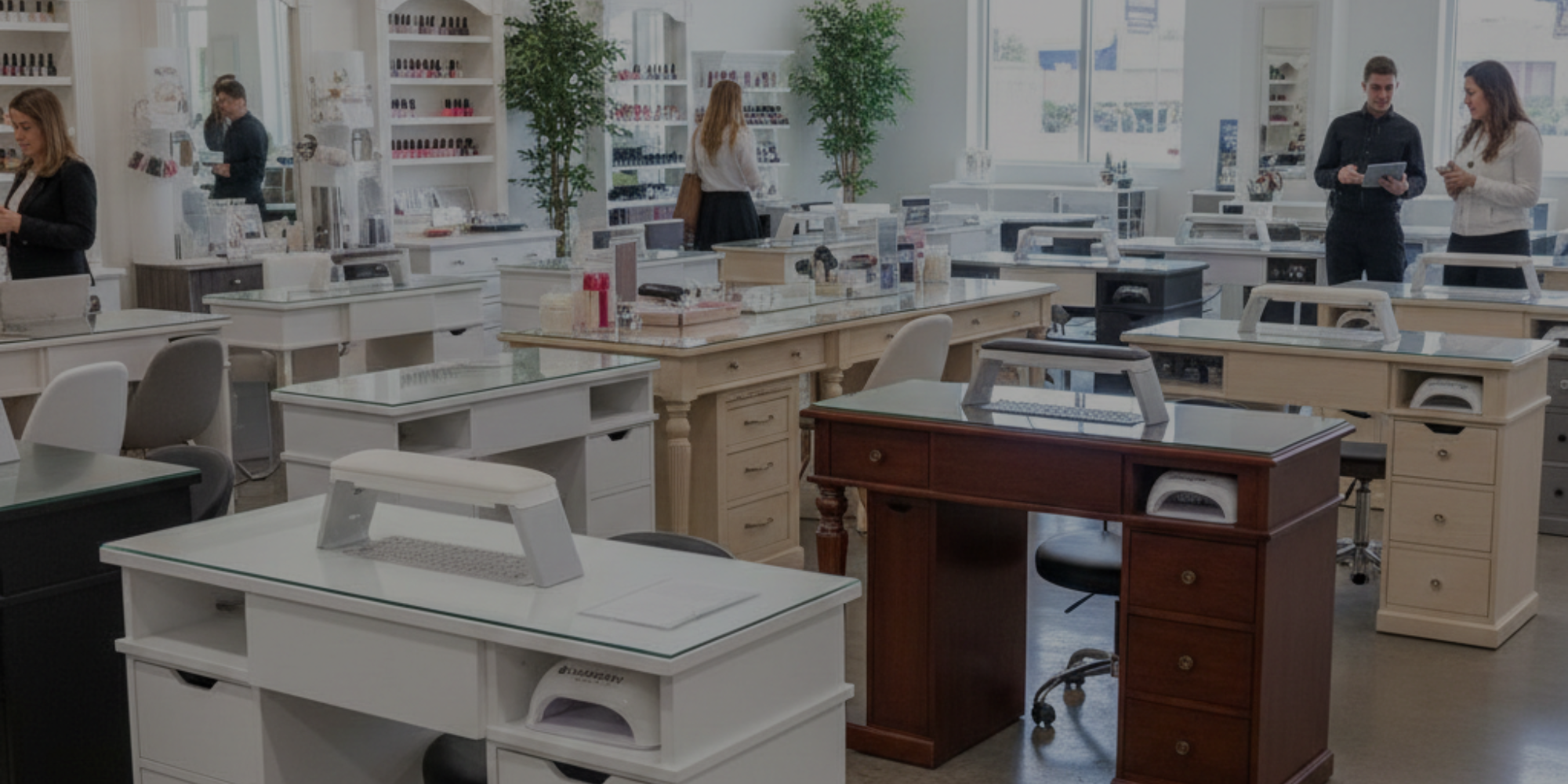 Top 5 Manicure Tables to Level Up Your Professional Workspace